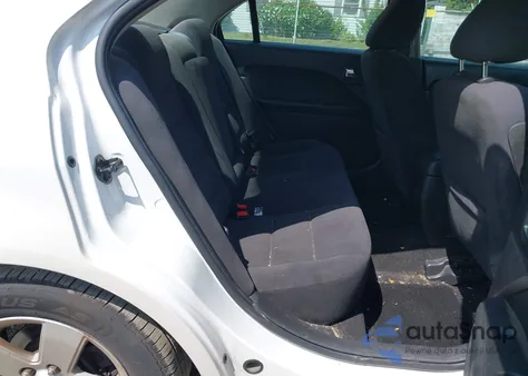 2009 Ford Fusion Se z USA, uszkodzony, nr VIN 3FAHP07Z69R103848